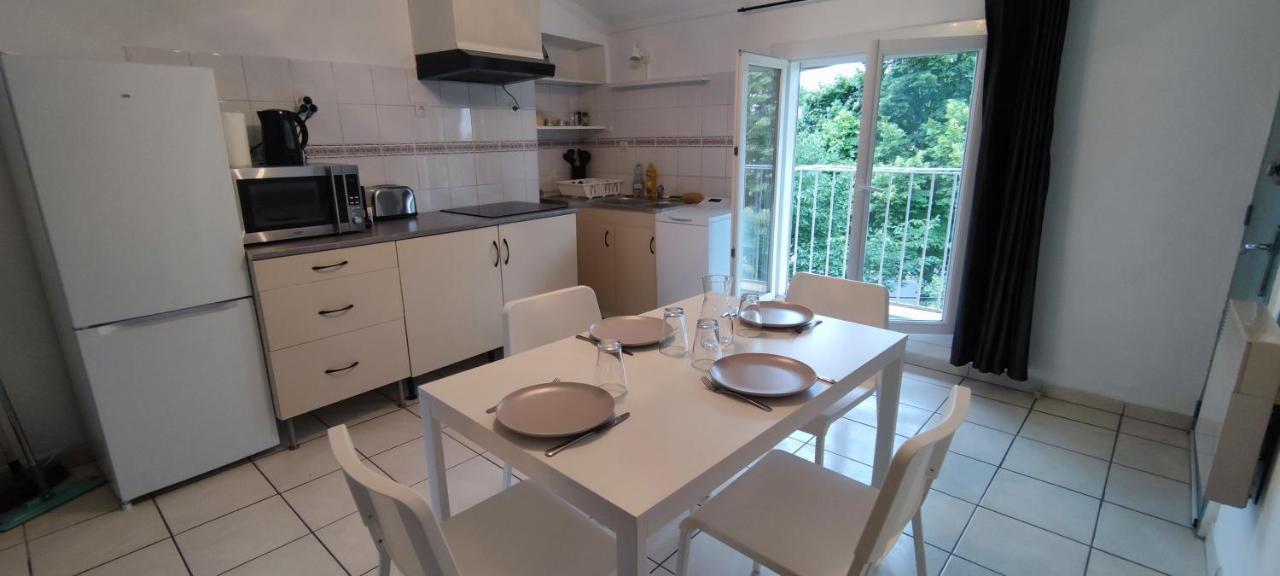 Appartement 45 M² Proche Du Centre Ville ลูเนล ภายนอก รูปภาพ